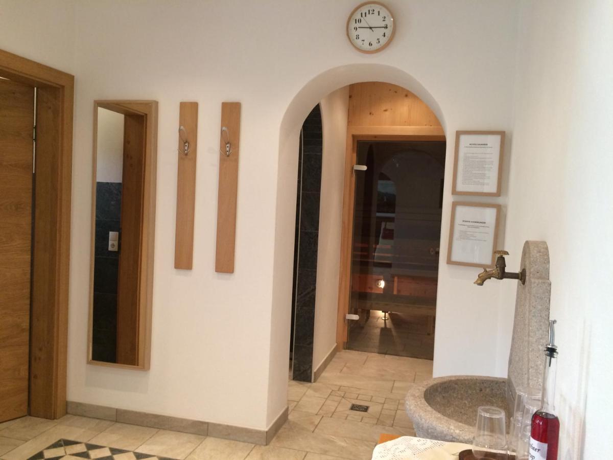 Jenneweinhof Otel Tux Dış mekan fotoğraf