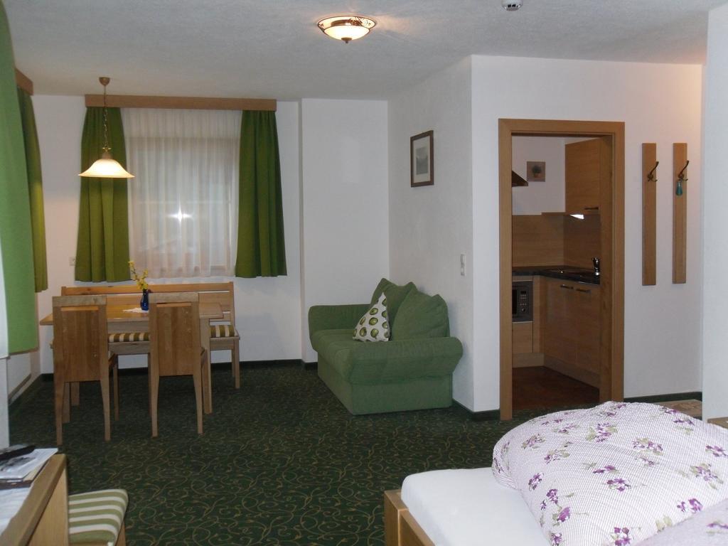 Jenneweinhof Otel Tux Oda fotoğraf