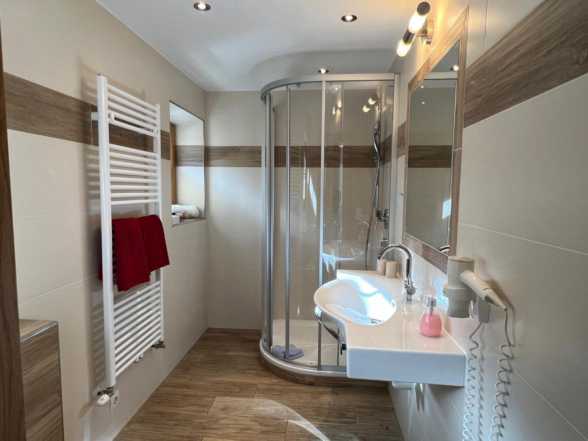 Jenneweinhof Otel Tux Dış mekan fotoğraf