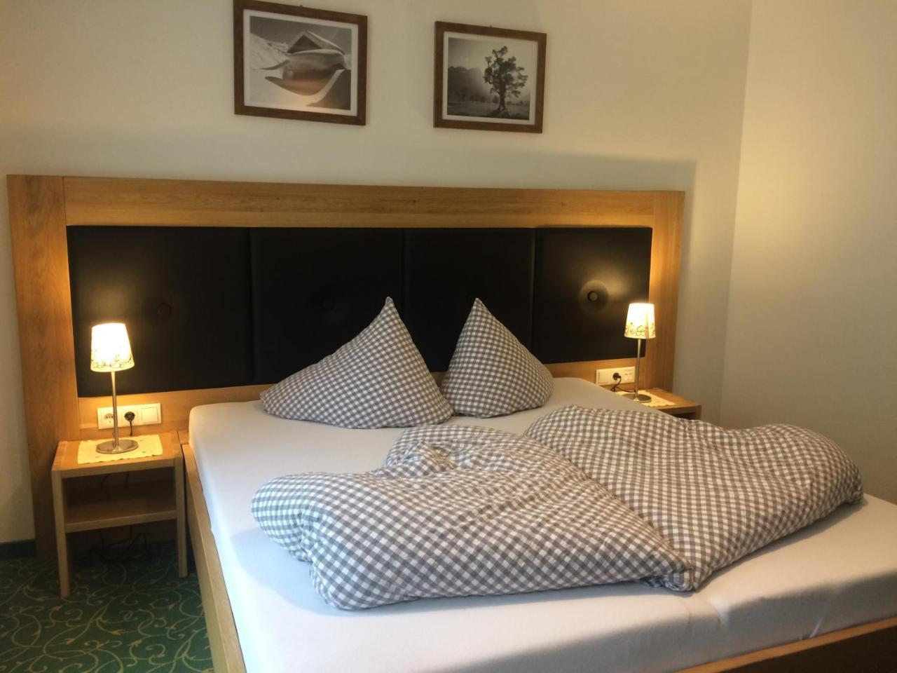 Jenneweinhof Otel Tux Dış mekan fotoğraf