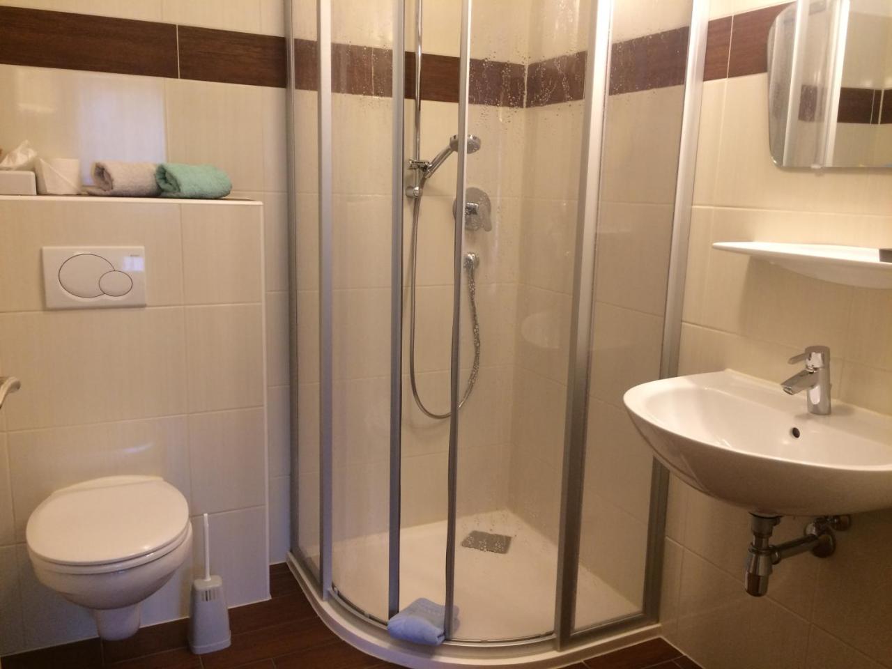 Jenneweinhof Otel Tux Dış mekan fotoğraf