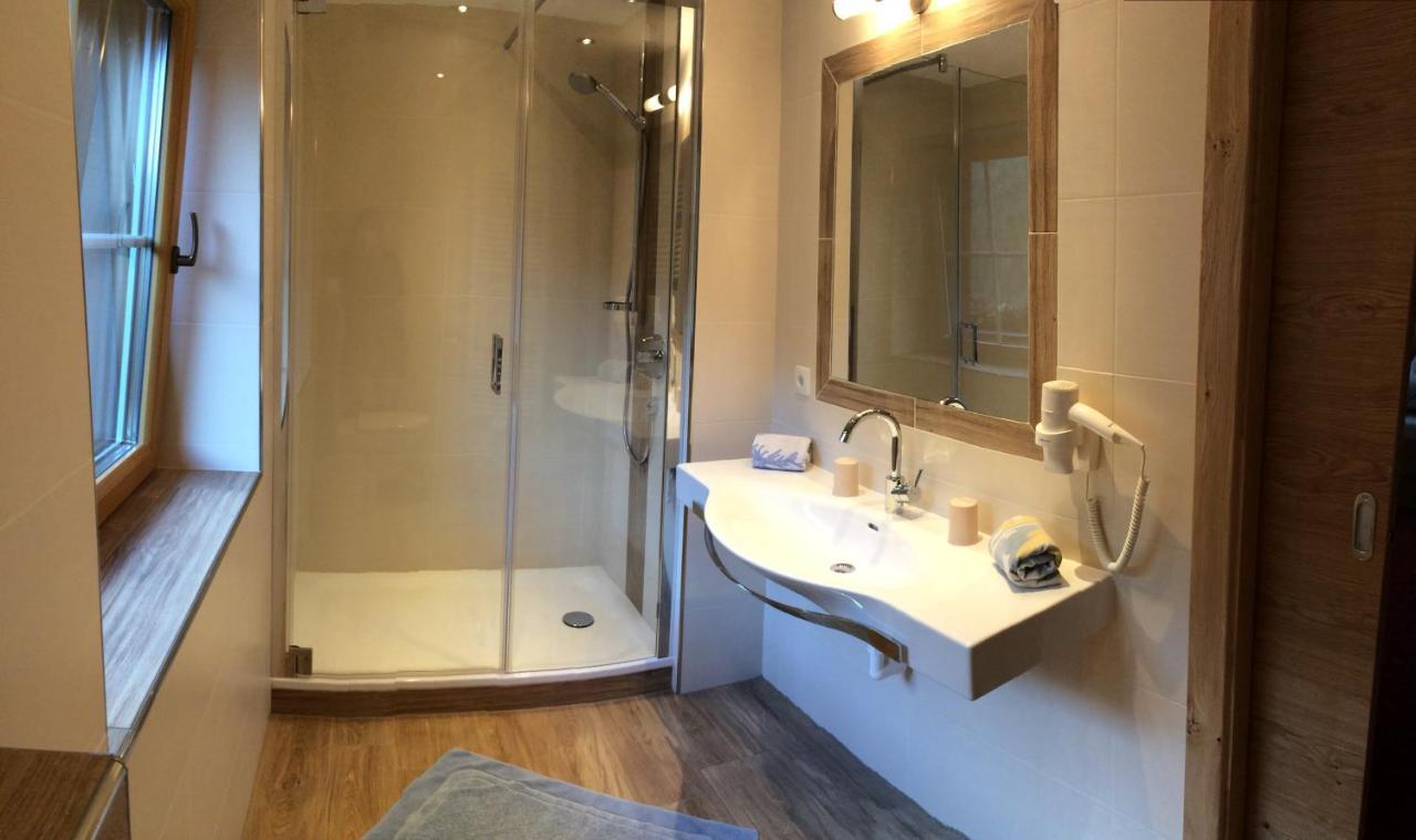 Jenneweinhof Otel Tux Dış mekan fotoğraf
